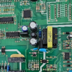 علت خرابی برد یخچال چیست؟ راهنمای جامع عیب‌یابی